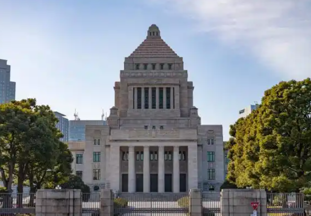 日本内阁通过众议院解散决议