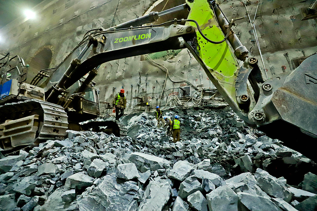 甘肃张掖：盘道山抽水蓄能电站抓紧建设