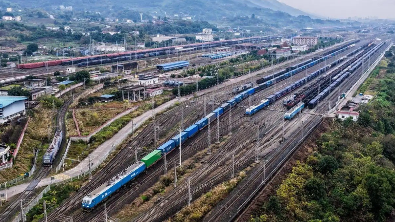 开放的力量丨“提升中欧中亚班列发展水平”