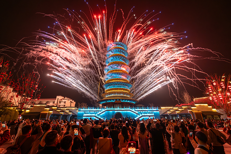 江西婺源：非遗文化活动点亮春节假期