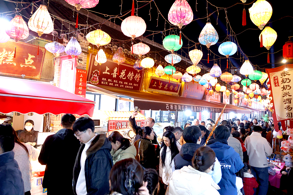 安徽淮北：濉溪古城花灯璀璨年味浓