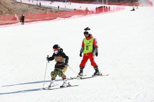 吉林延吉：春节假期冰雪游持续火热