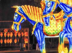 河南洛阳：流光溢彩迎元宵