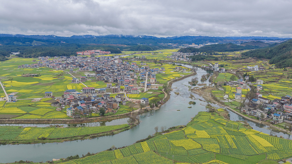 贵州锦屏：雨后乡村生机盎然