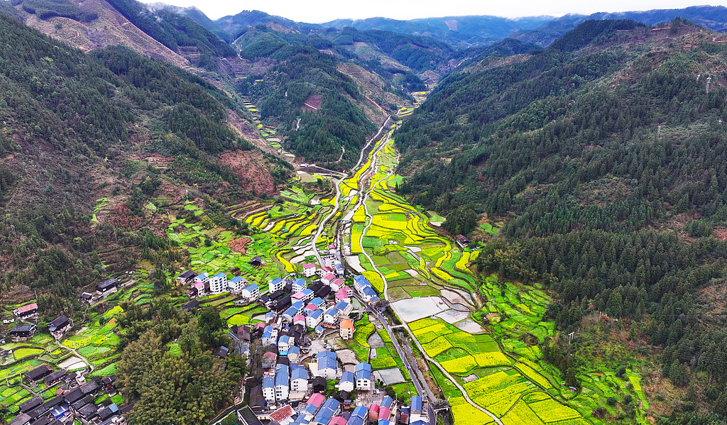 贵州锦屏：雨后乡村生机盎然