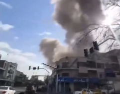 记者连线丨巨大爆炸声打破德黑兰平静 伊朗媒体说总统“安全无事”