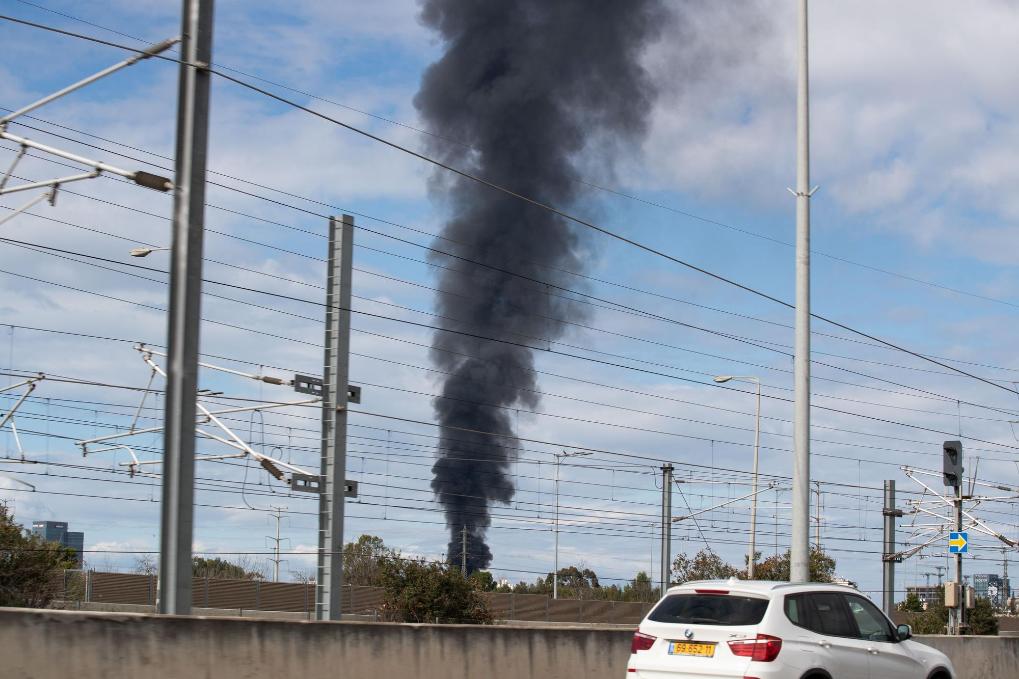 袭击伊朗后 以色列停课停业防报复