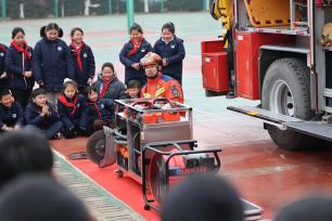 江苏淮安：消防安全进校园