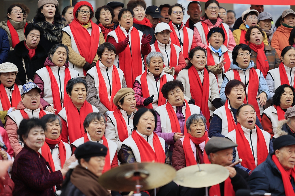 推进妇女全面发展 共创人类美好未来（深入学习贯彻习近平新时代中国特色社会主义思想）