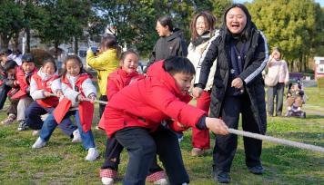 江苏海安：小学生参加多彩活动 乐享周末时光