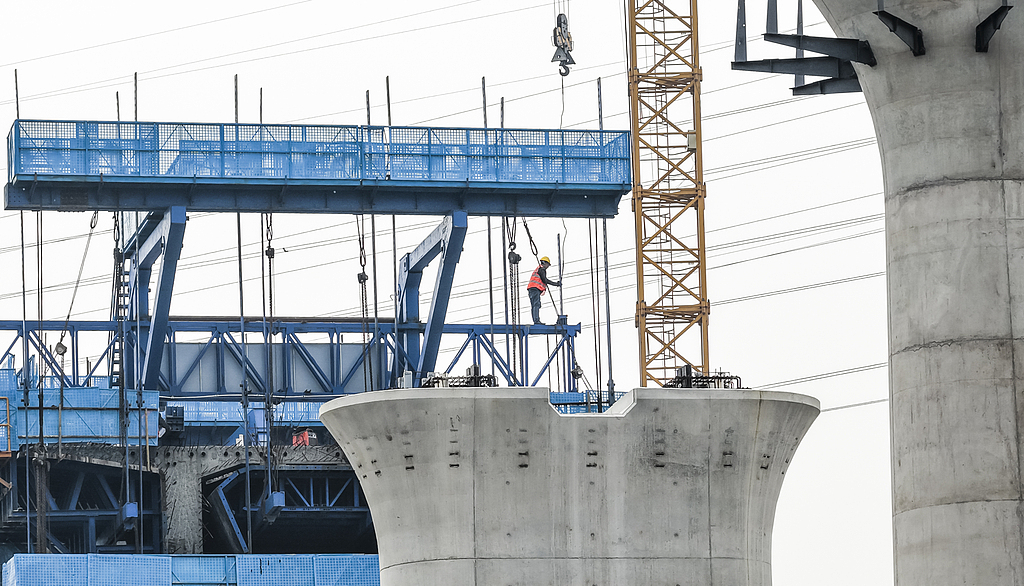 山东枣庄：济枣高铁枣庄段施工有序推进
