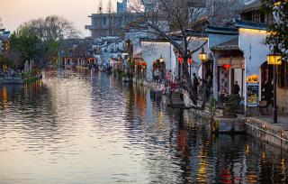 浙江湖州：南浔古镇灯火阑珊