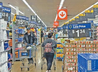 关税政策一周年，美国经济遭遇多重反噬