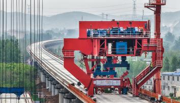 山东枣庄：济枣高铁项目建设加速推进