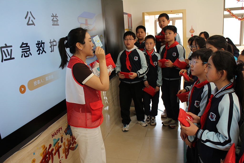 陕西西安：应急救护培训进校园