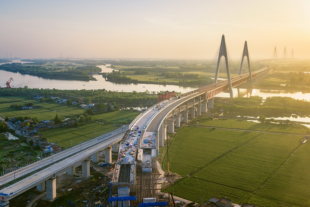 安徽马鞍山：巢马城际铁路建设稳步推进