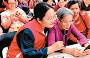 学AI，当一名“年轻老人”（“融”观中国）