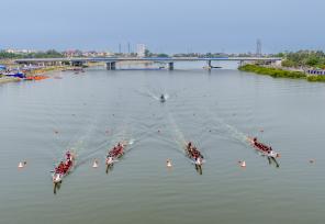 海南东方：三月三龙舟赛精彩纷呈