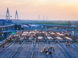 安徽马鞍山：巢马城际铁路建设正酣