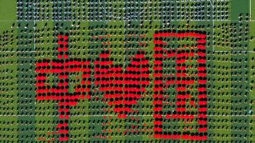 浙江淳安：学生齐诵誓言 迎接五四青年节