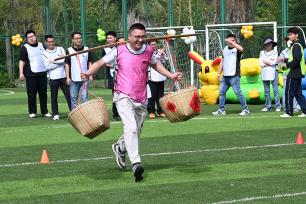 四川内江：职工趣味运动会迎“五一”