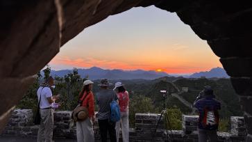 河北承德：金山岭长城夕阳美如画