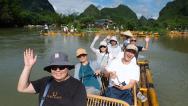 广西靖西：鹅泉景区消夏纳凉引客来