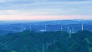 浙江湖州：风电机组源源不断输送电能