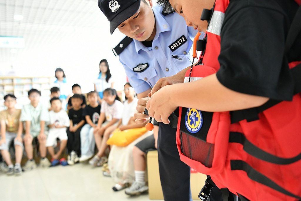 安徽阜南：暑期托管班开展防溺水宣传活动