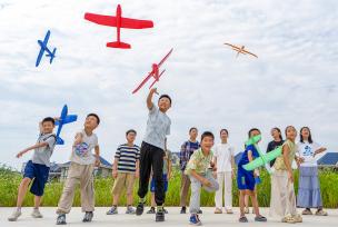 江苏南通：航空科普点亮七彩暑期