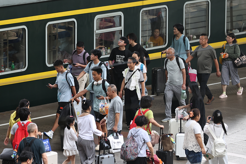 暑运迎来返程高峰