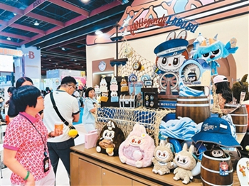 跟着潮玩“解锁”大陆旅游新体验