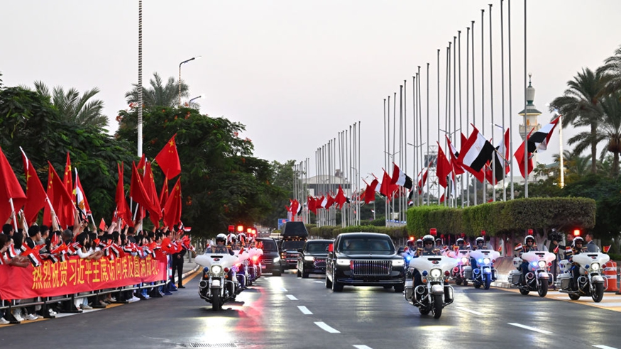 习近平圆满结束对埃及的国事访问