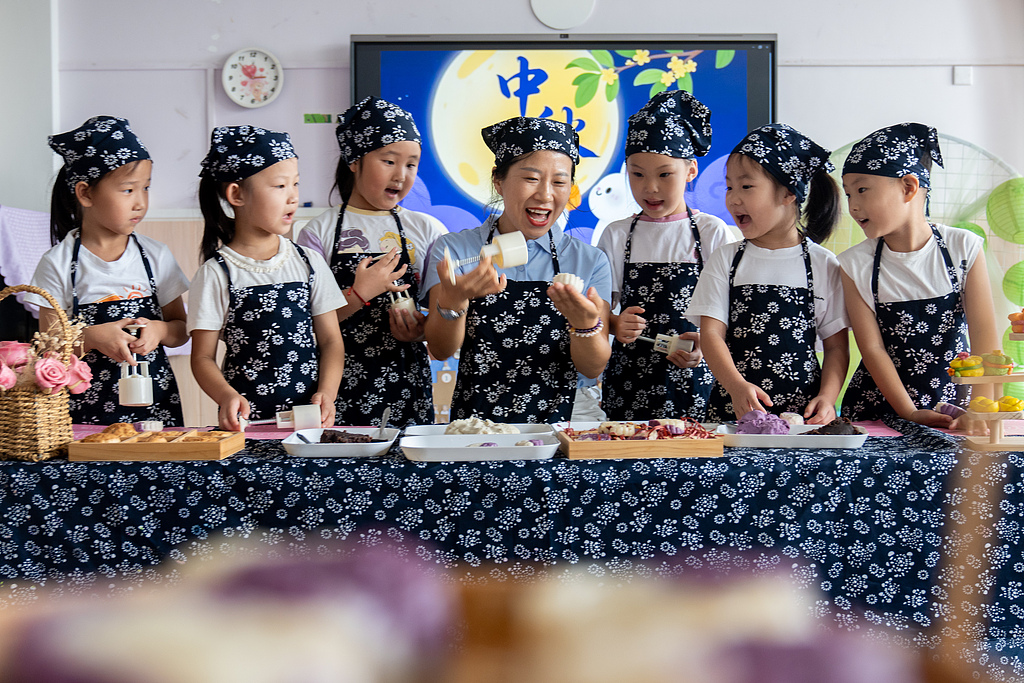 山东高青：幼儿园开展中秋主题实践活动