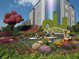 北京：长安街沿线立体花坛完工迎国庆