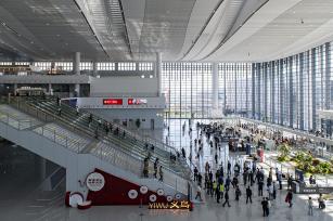 浙江金华：新建铁路义乌站站房正式启用